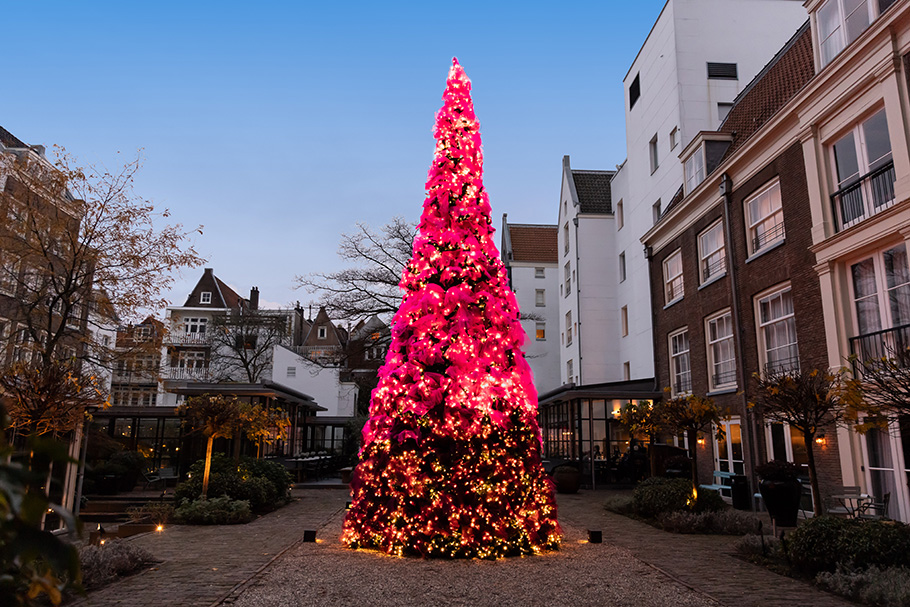 Pulitzer Amsterdam kerstboom Roksanda 2023